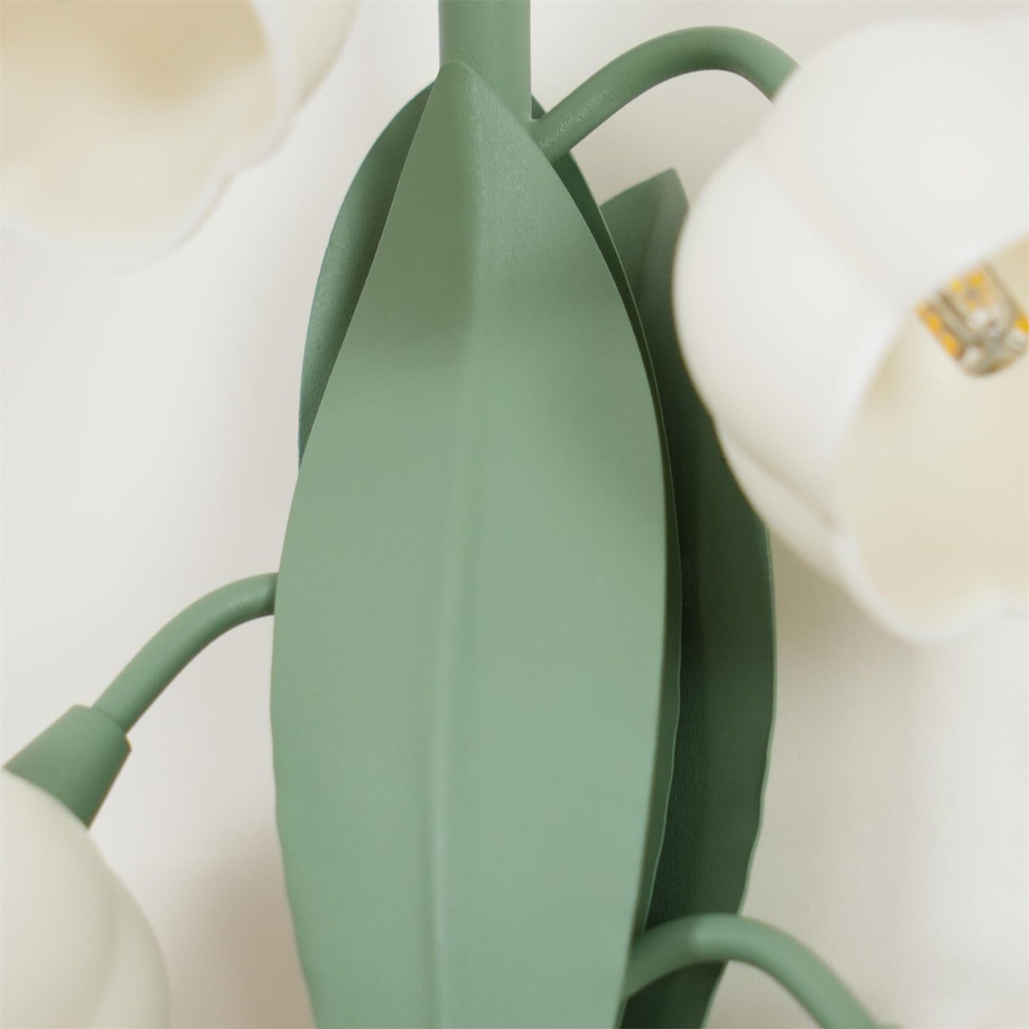 Forella Floral Wall Sconce Light - Elegant Green & White Wall Lamp with Dimmable 3-Color Lighting for Modern Home Decor