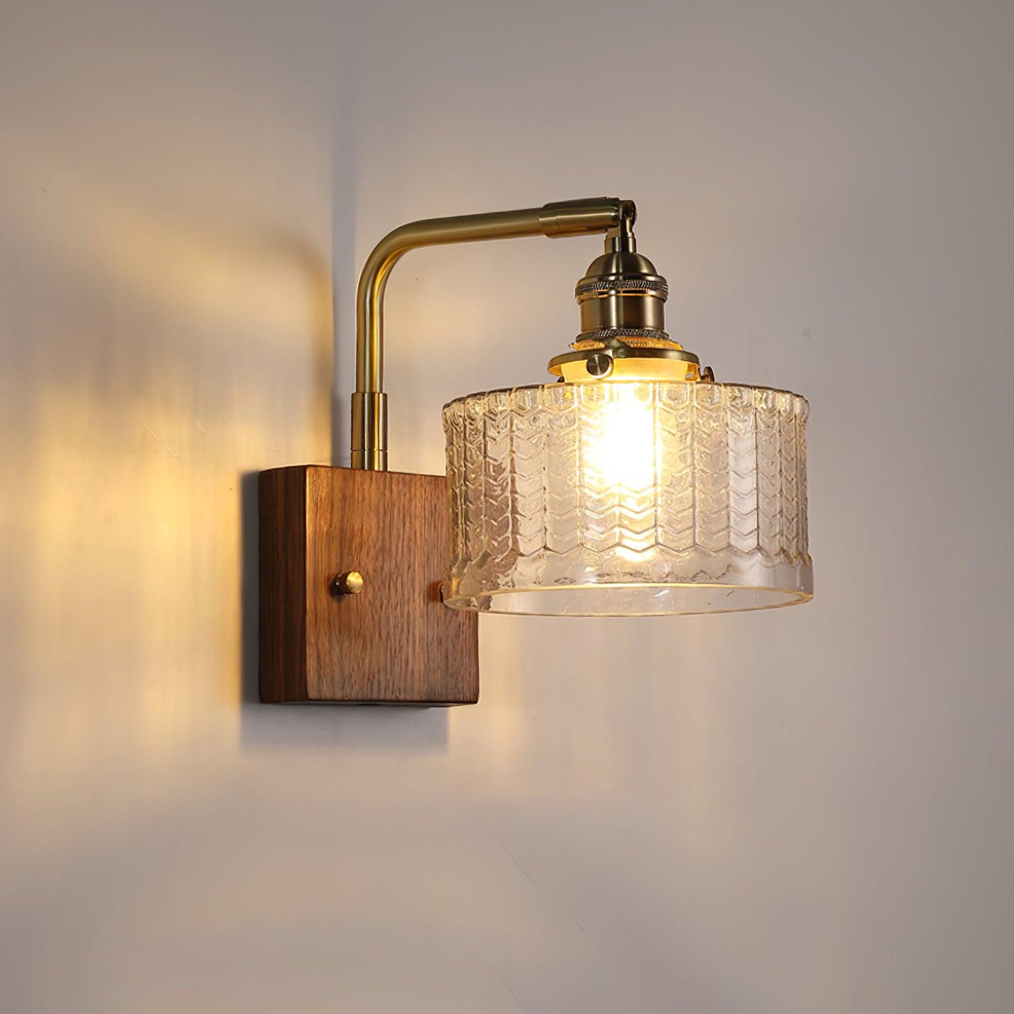 Quilivon | Wall lamp with retro design and glass shade | Elegant lighting for the living room and bedroom