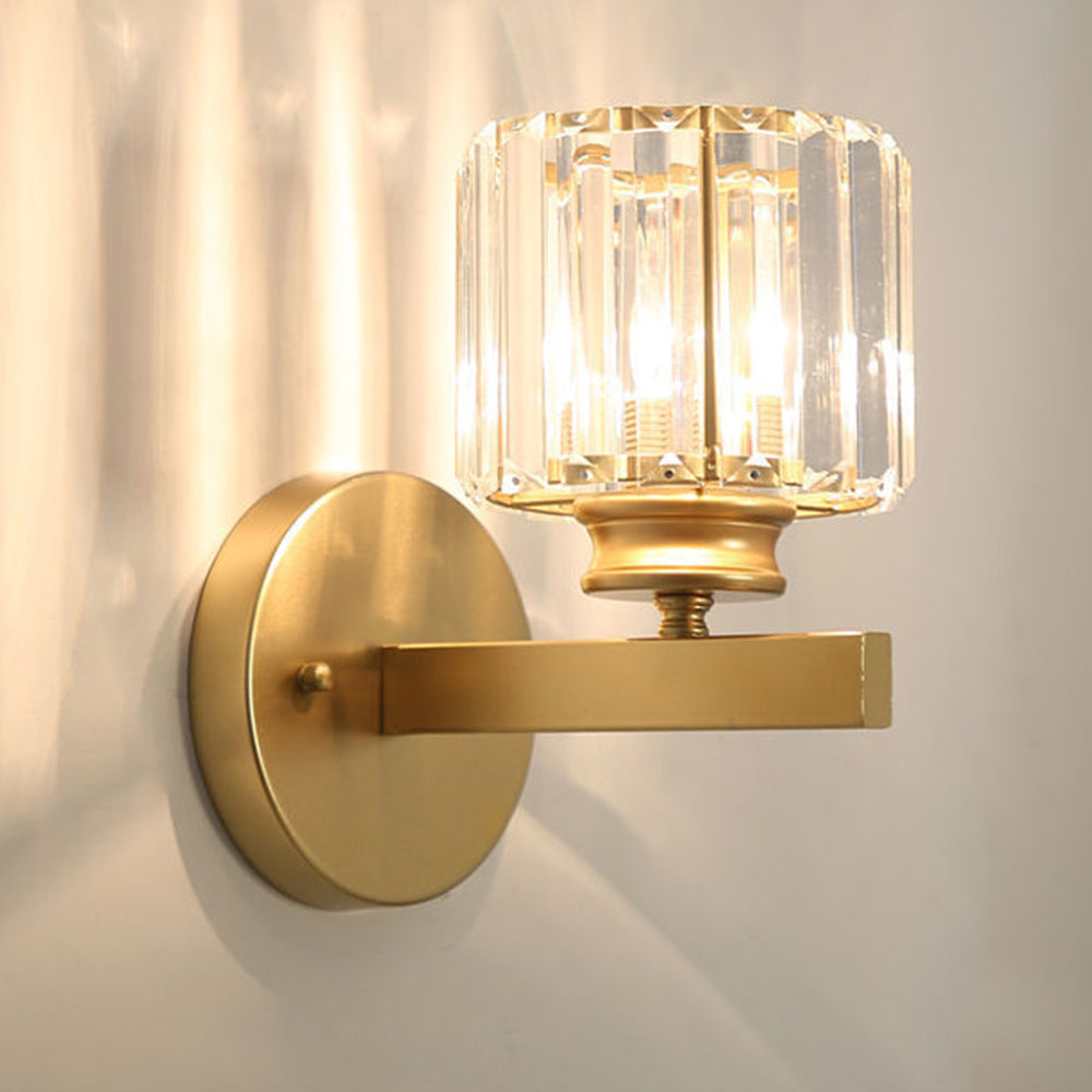Quisso Modern Wall Sconce Light with Glass Shade - Elegant Black and Transparent Design for Atmosphere