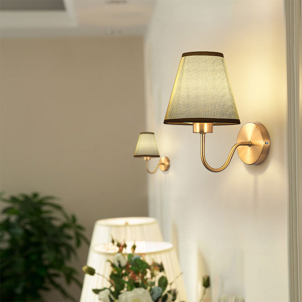 Rustic Wall Lamp with Natural Fibers and Iron Base | Warm Atmosphere for Country Interiors