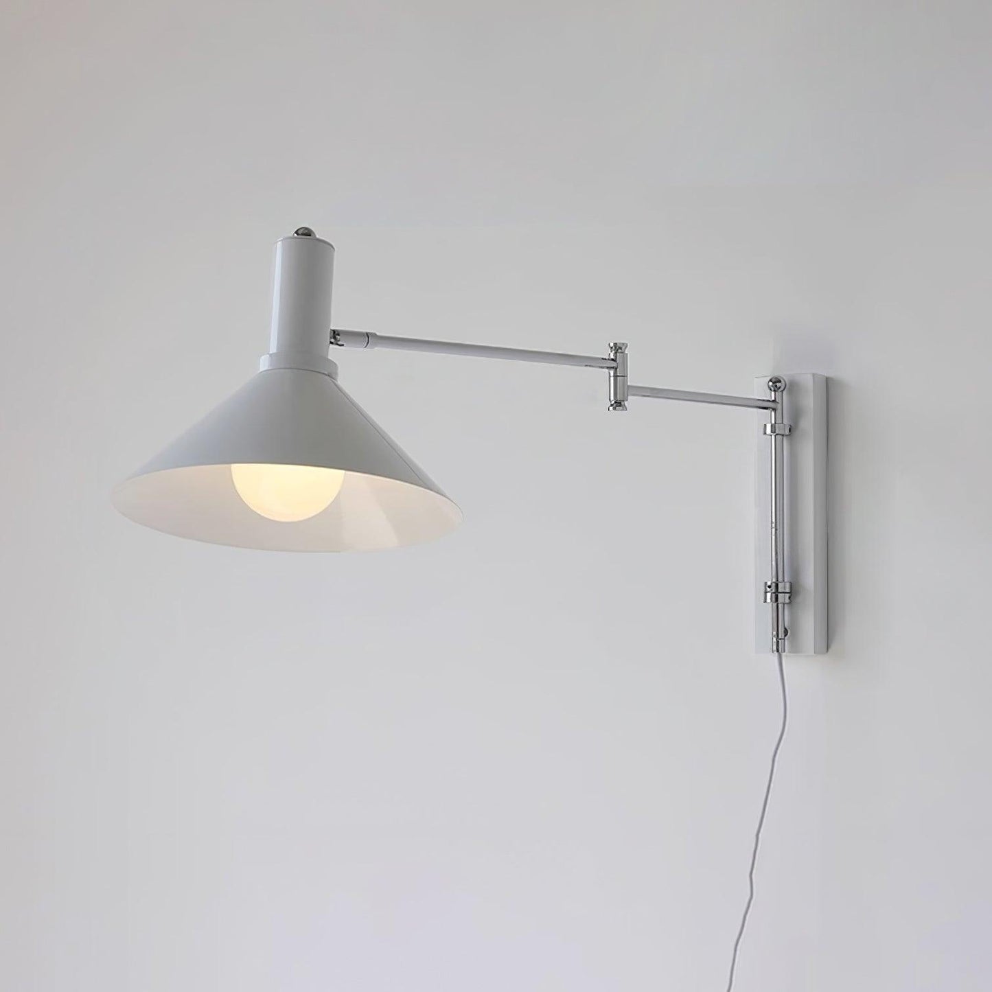 Azelio Plug-In Wall Lamp with Adjustable Arm | Modern Wall Sconce Lighting for Stylish Interiors