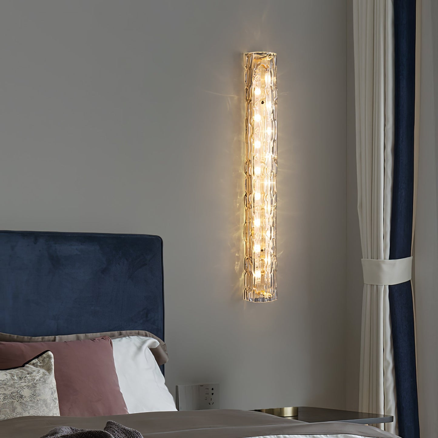 Calima Modern Wall Sconce Light with Glass Shade - Elegant Wall Lamp for Timeless Interior Decor