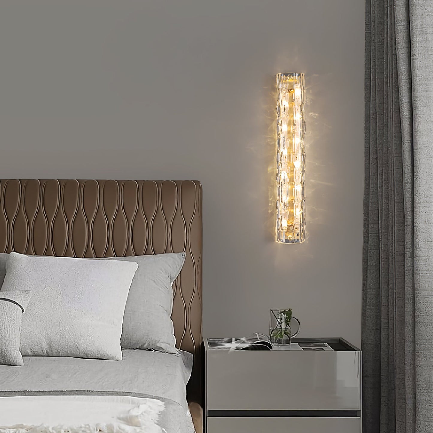 Calima Modern Wall Sconce Light with Glass Shade - Elegant Wall Lamp for Timeless Interior Decor