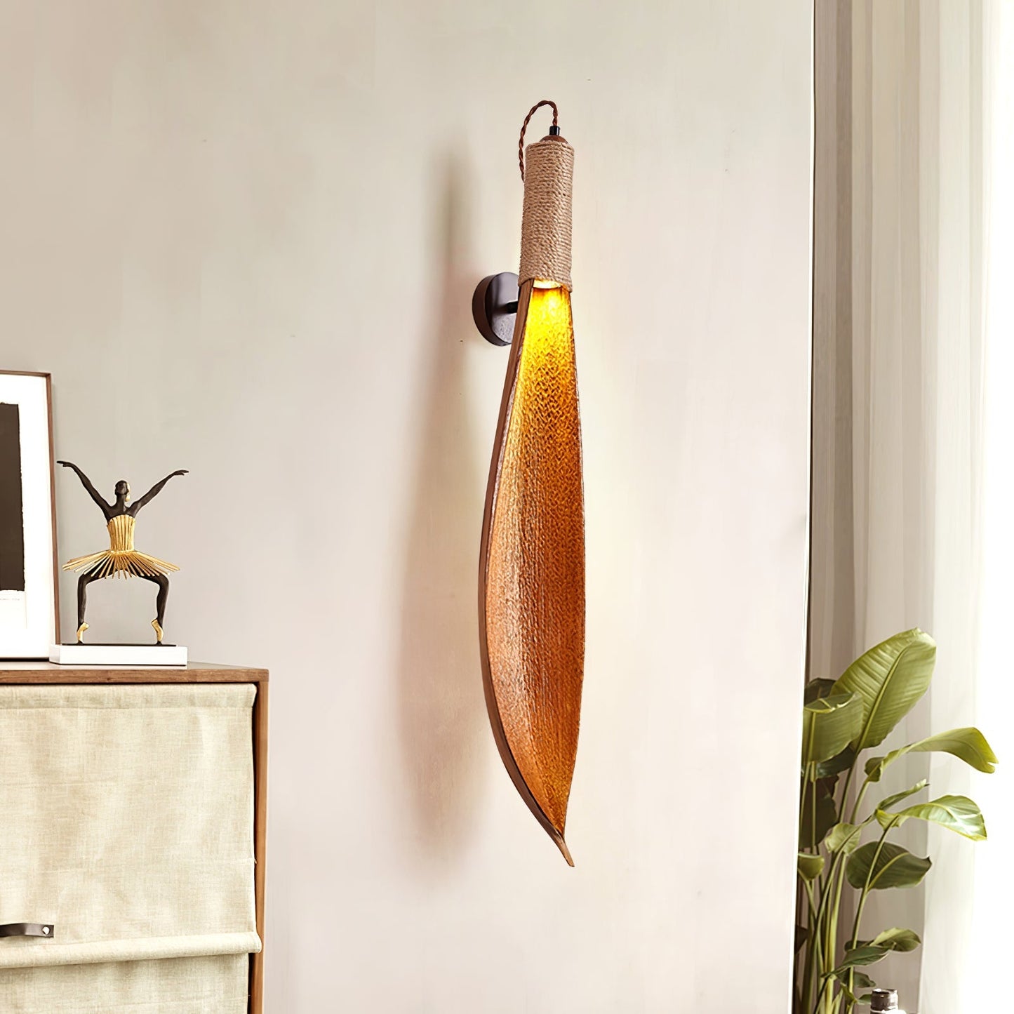 Cocos Leaf Wall Lamp - Natural Cocoa Leaf Design for Ambient Lighting 5