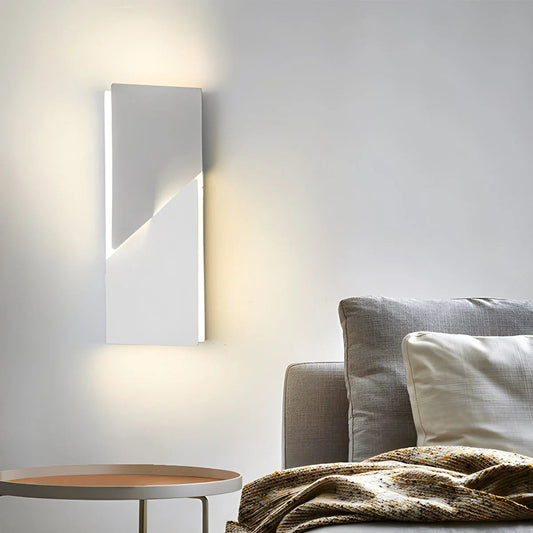 Coznimo | Modern Wall Lamp with Geometric 3D Design | Elegant Lighting for a Stylish Interior