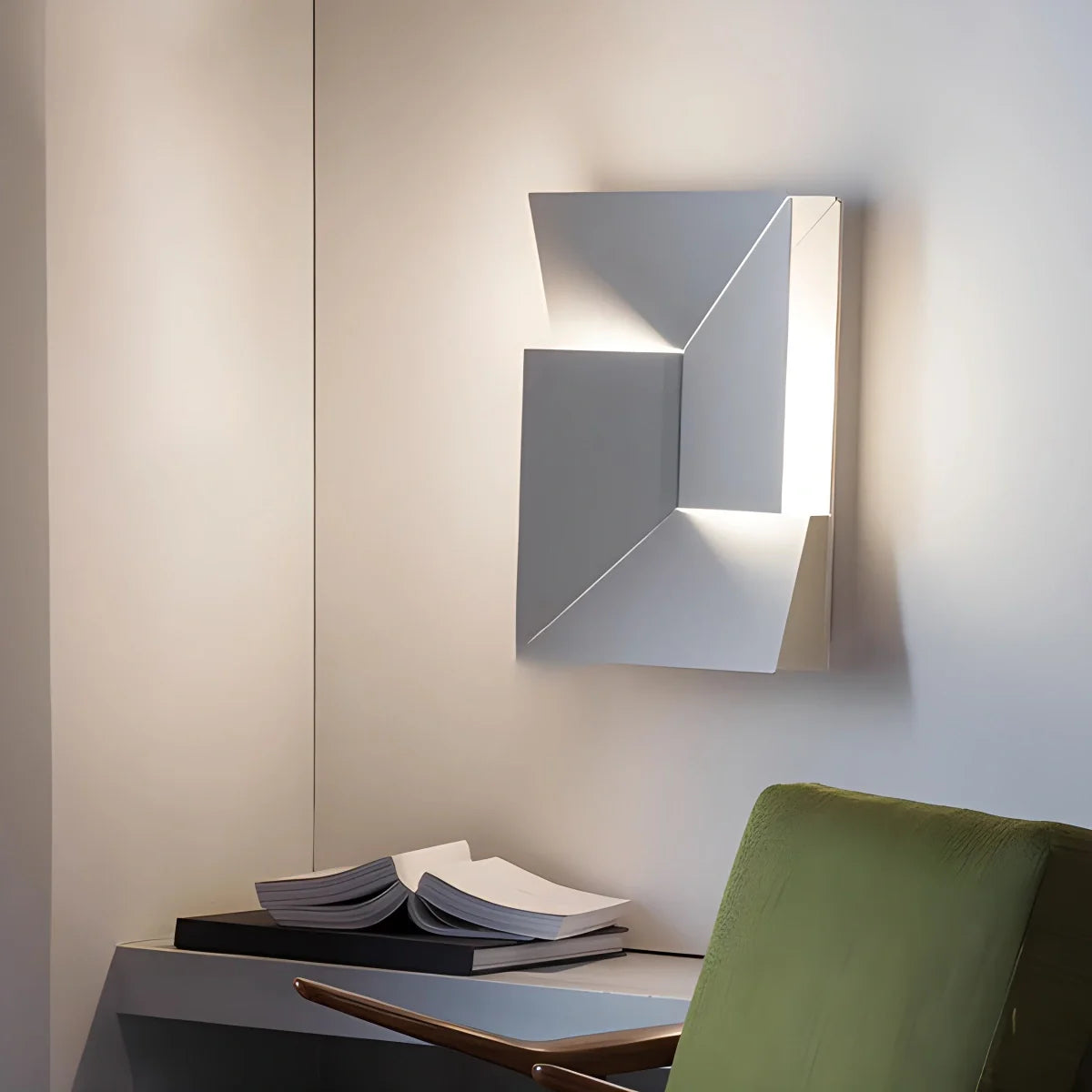Coznimo | Modern Wall Lamp with Geometric 3D Design | Elegant Lighting for a Stylish Interior