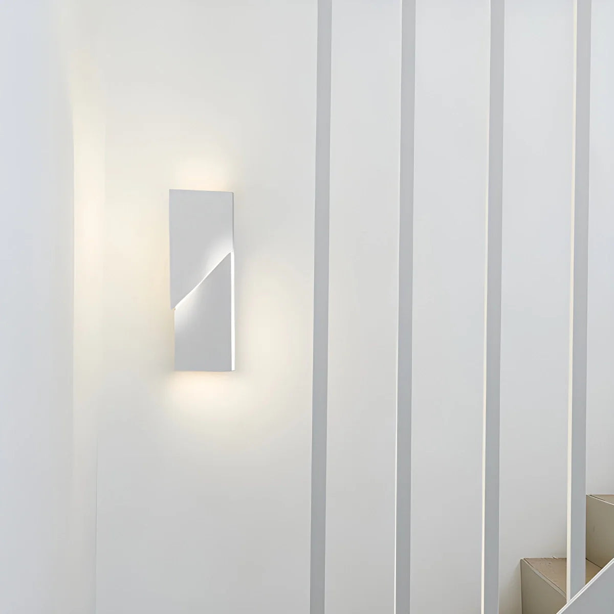 Coznimo | Modern Wall Lamp with Geometric 3D Design | Elegant Lighting for a Stylish Interior