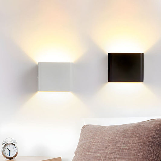 Cubbon | Modern Wall Lamp with LED Lighting | Atmospheric Lighting for Elegant Interiors