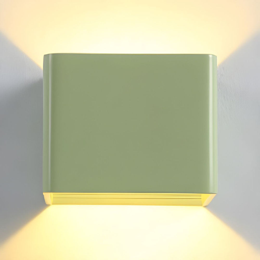Cubbon | Modern Wall Lamp with LED Lighting | Atmospheric Lighting for Elegant Interiors