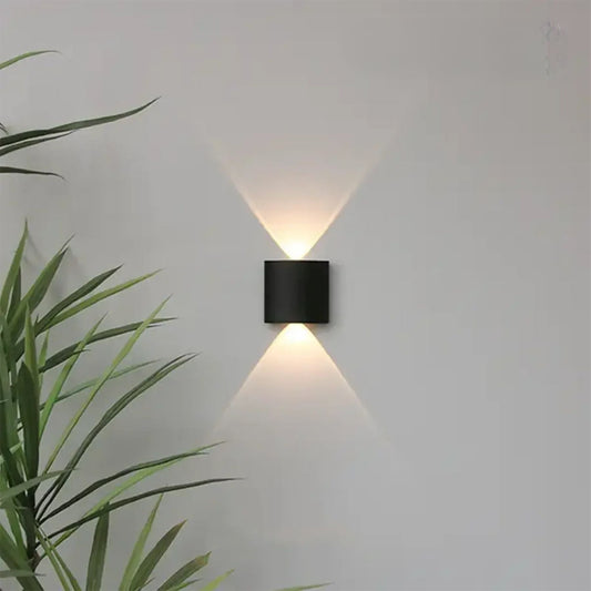 Domesi | LED Wall Lamp with Modern Design and IP65 Resistance | Stylish Lighting for Interior and Exterior
