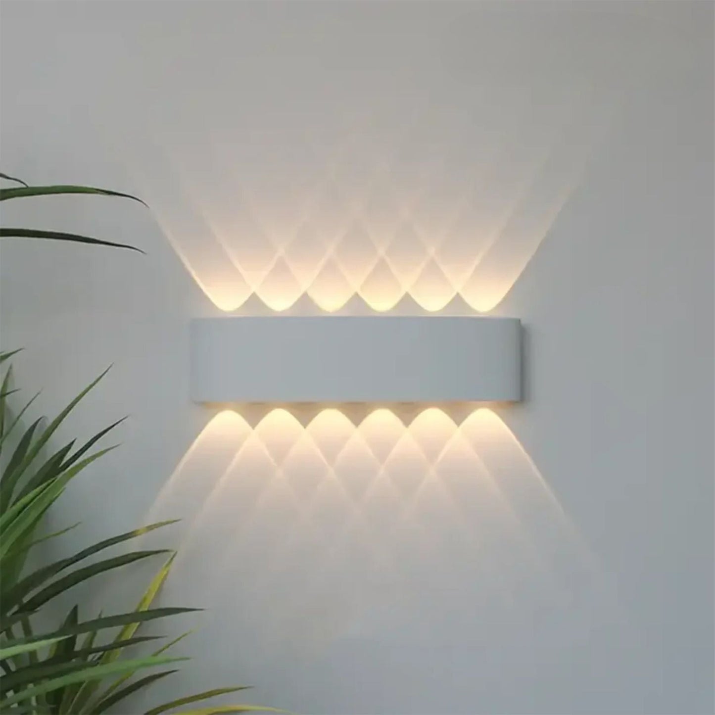 Domesi | LED Wall Lamp with Modern Design and IP65 Resistance | Stylish Lighting for Interior and Exterior