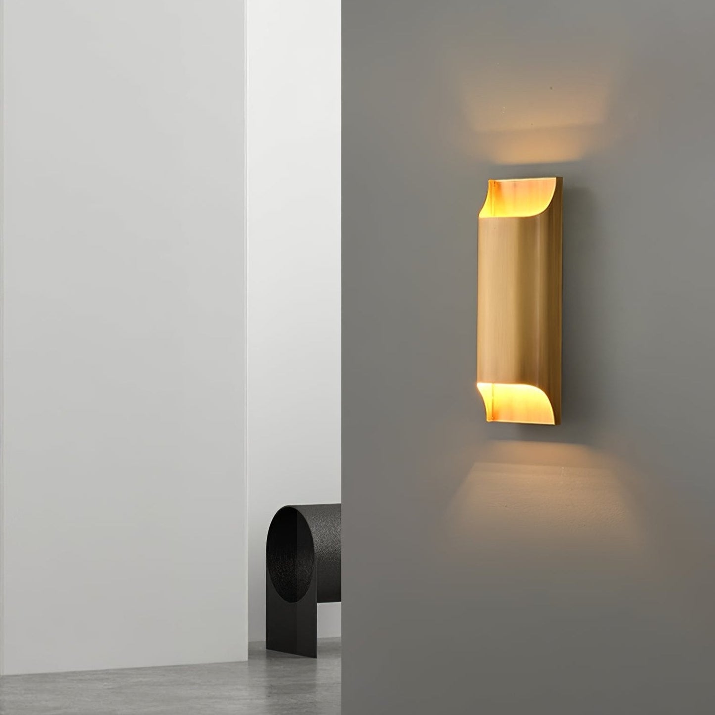 Elegant Brass Wall Lamp Lelo with G9 Mounting | Modern Design for Pleasant Lighting