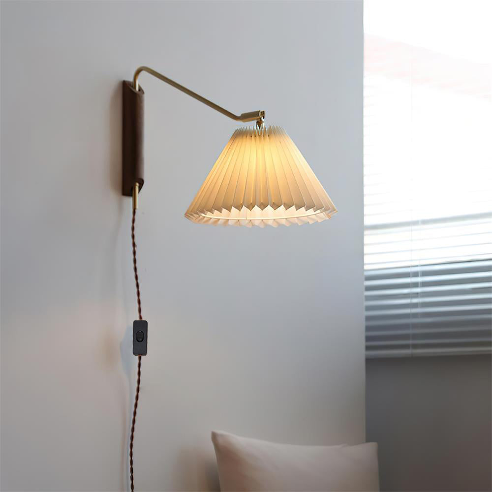 Elegant Wooden Wall Sconce Light with Fabric Shade - Modern Design for Cozy Lighting