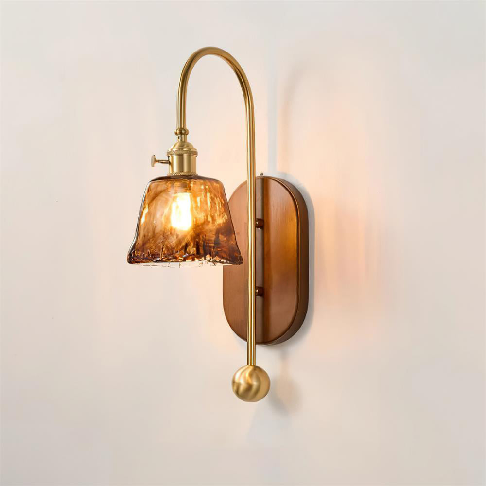 Elegant Wall Lamp with Amber Glass and Brass Arm | Modern Lighting for a Pleasant Atmosphere in the Living Room