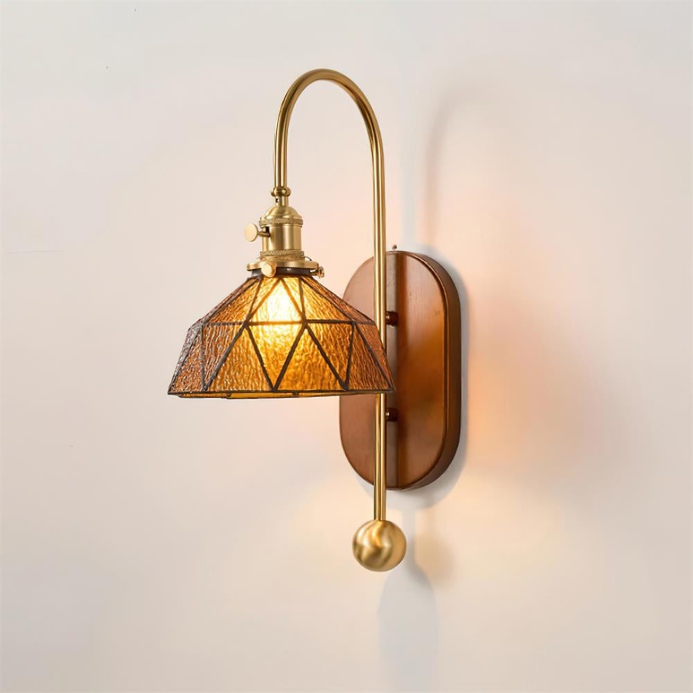 Elegant Wall Lamp with Amber Glass and Brass Arm | Modern Lighting for a Pleasant Atmosphere in the Living Room