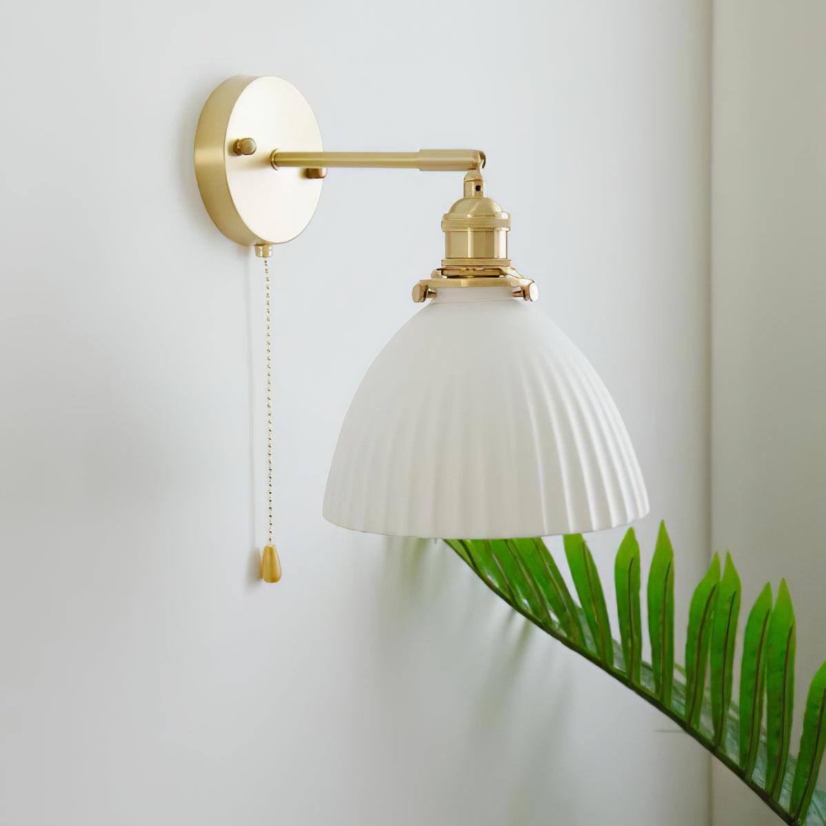 Elegant Brass Pleated Ceramic Wall Sconce Lighting - Stylish Wall Lamp for Modern and Classic Interiors