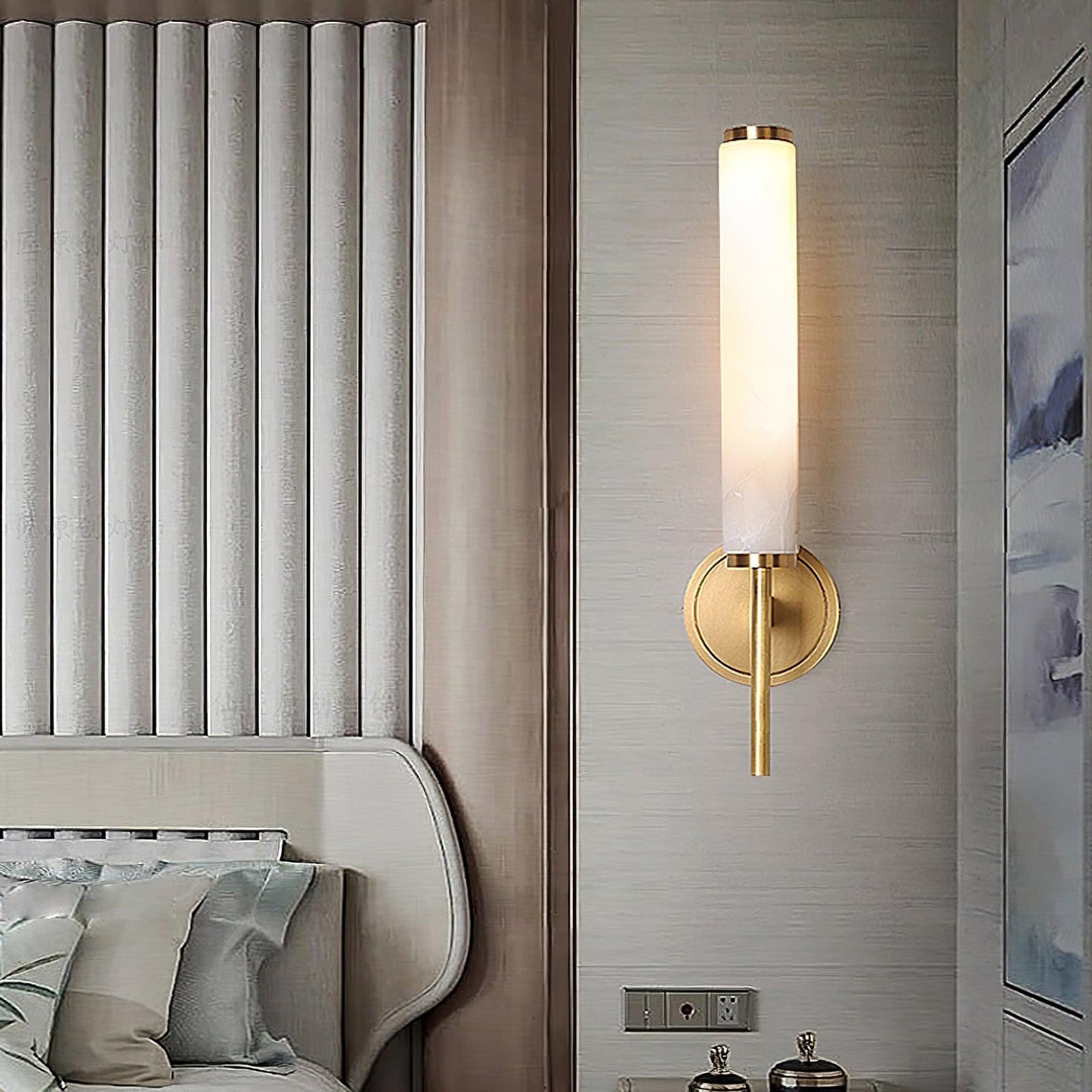 Modern Brass Wall Sconce with Double Tube Lights - Elegant Wall Lamp for Living Room and Bedroom Decor