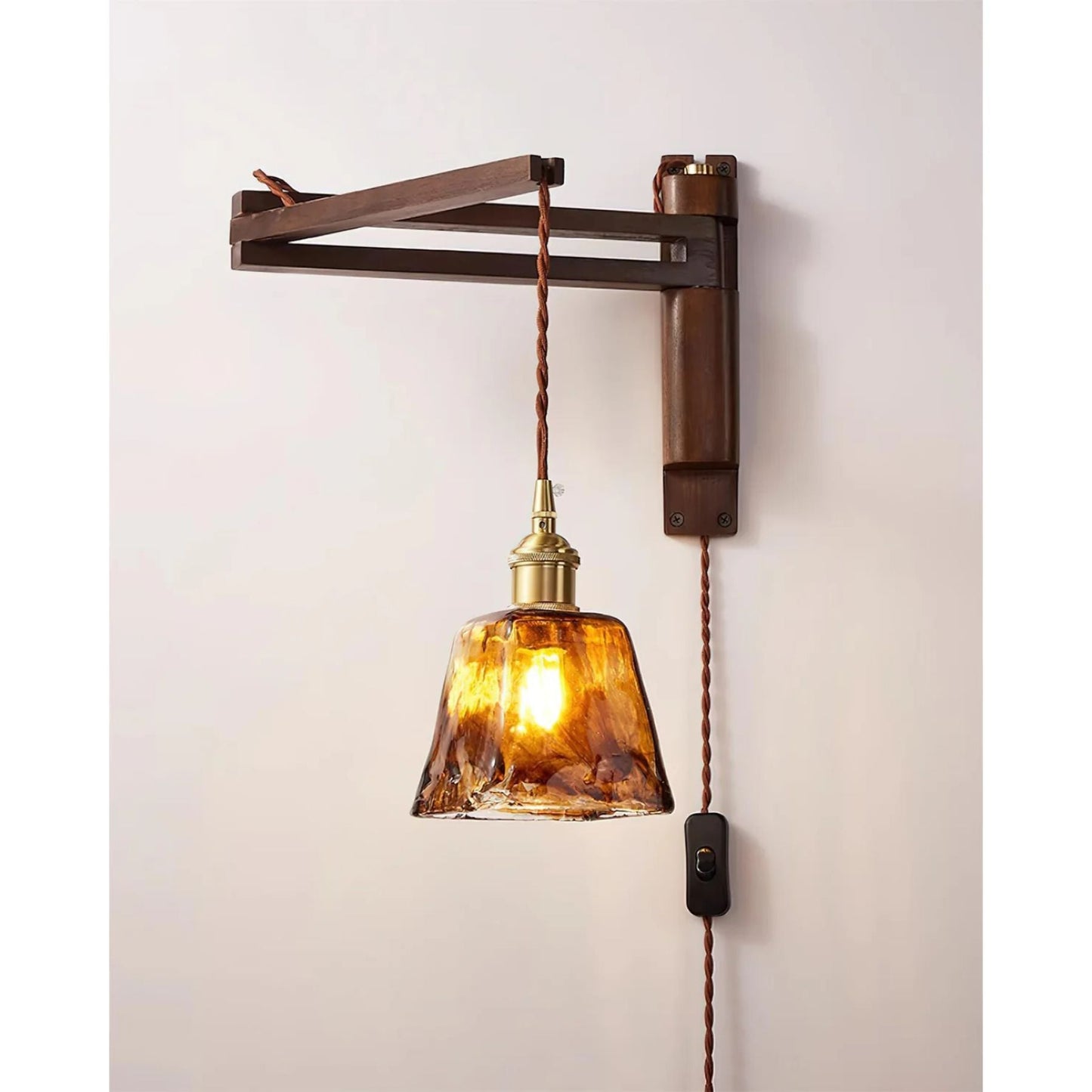 Elegant Vintage Wall Sconce Lighting with Glass Shade - Stylish Wall Lamp for Modern and Classic Interiors