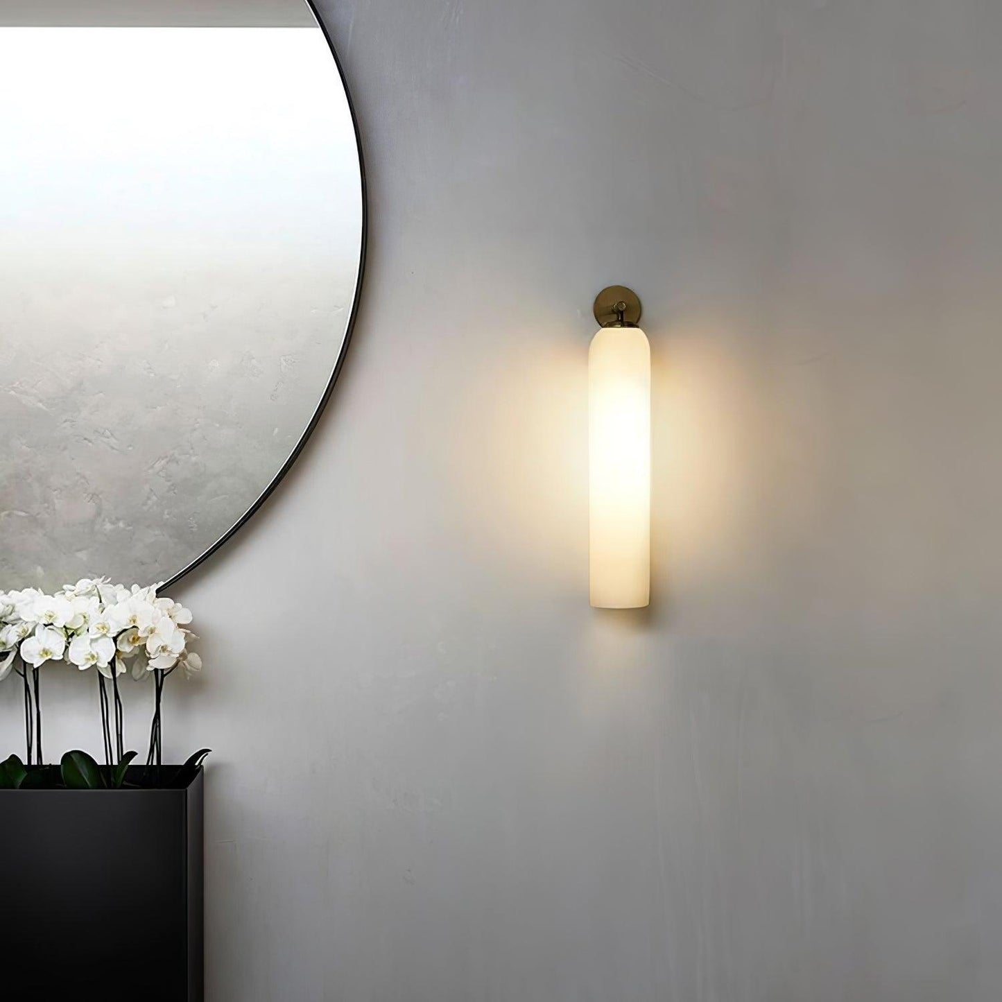 Elegant glass wall lamp Arz with diffused light for modern interiors