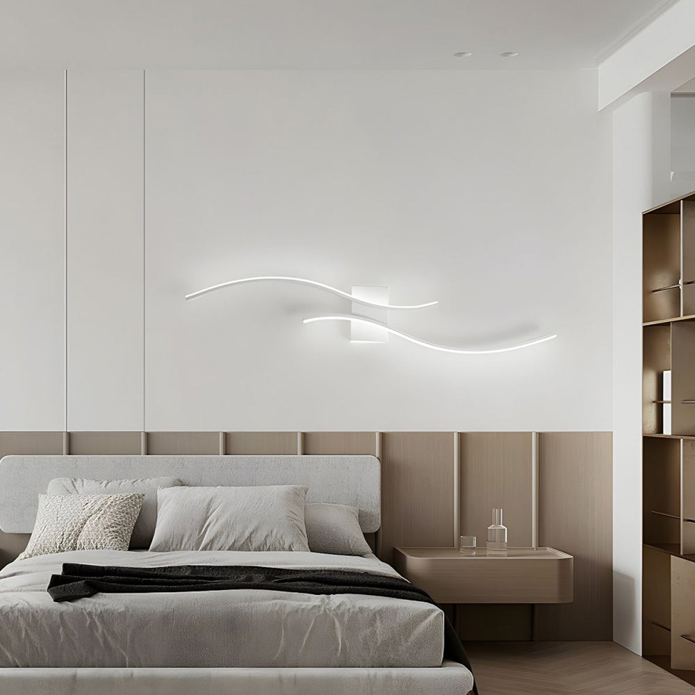 Gillon Wavy | Wall lamp with modern design and integrated LED lighting | Stylish lighting for minimalist interiors
