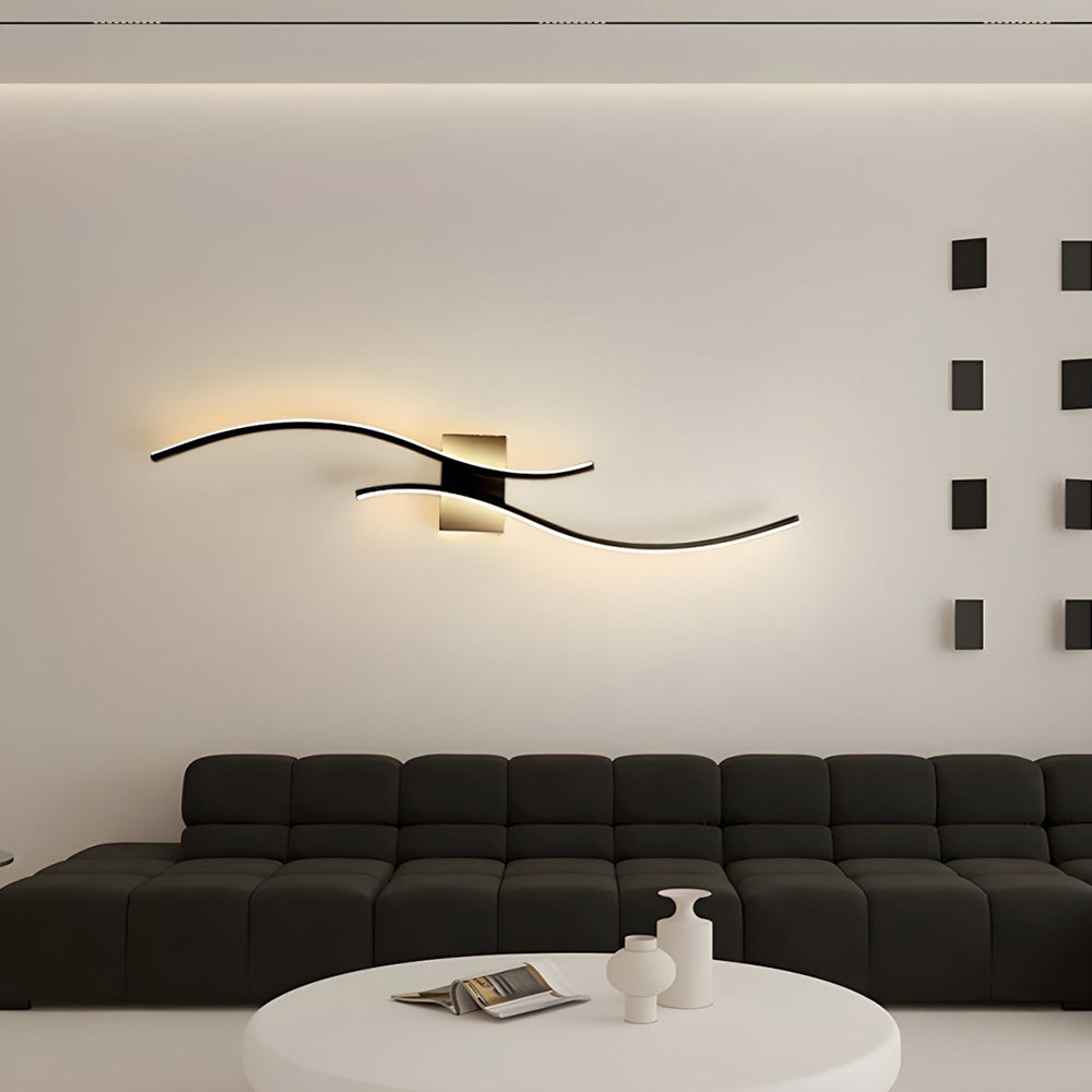 Gillon Wavy | Wall lamp with modern design and integrated LED lighting | Stylish lighting for minimalist interiors