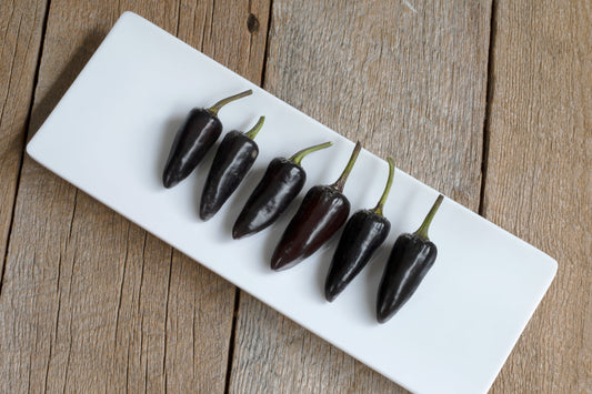 Harmonious Black Organic Pepper Seeds – Vibrant Color and Flavor Enhancement 0