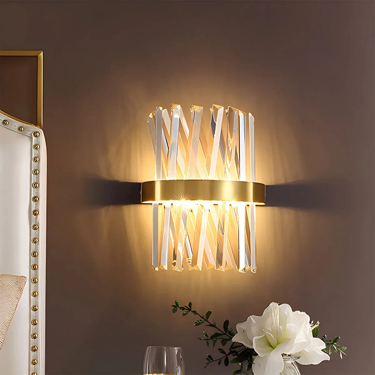 Modern Crystal Wall Sconce Lighting with Integrated LED - Elegant Wall Lamp for Living Rooms, Hallways, and Bedrooms