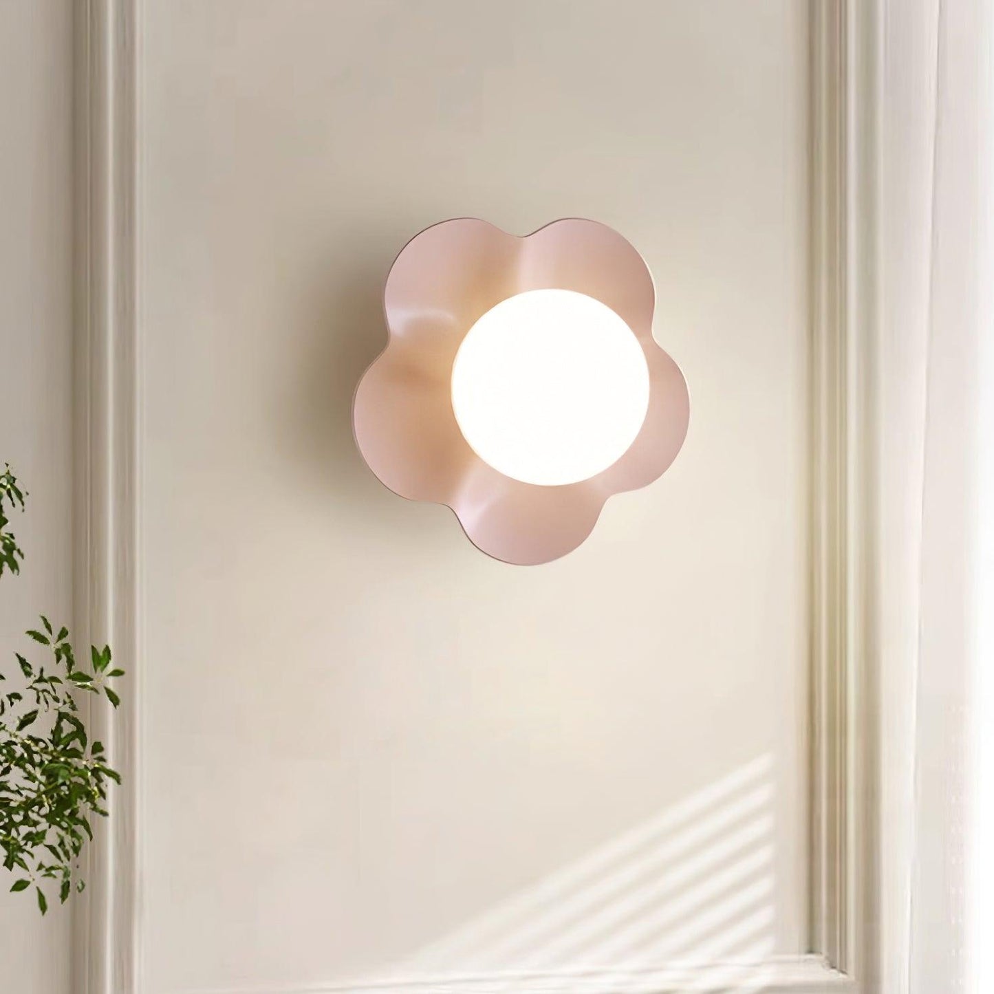 Floral Wall Lamp with Mood Lighting for Children's Rooms