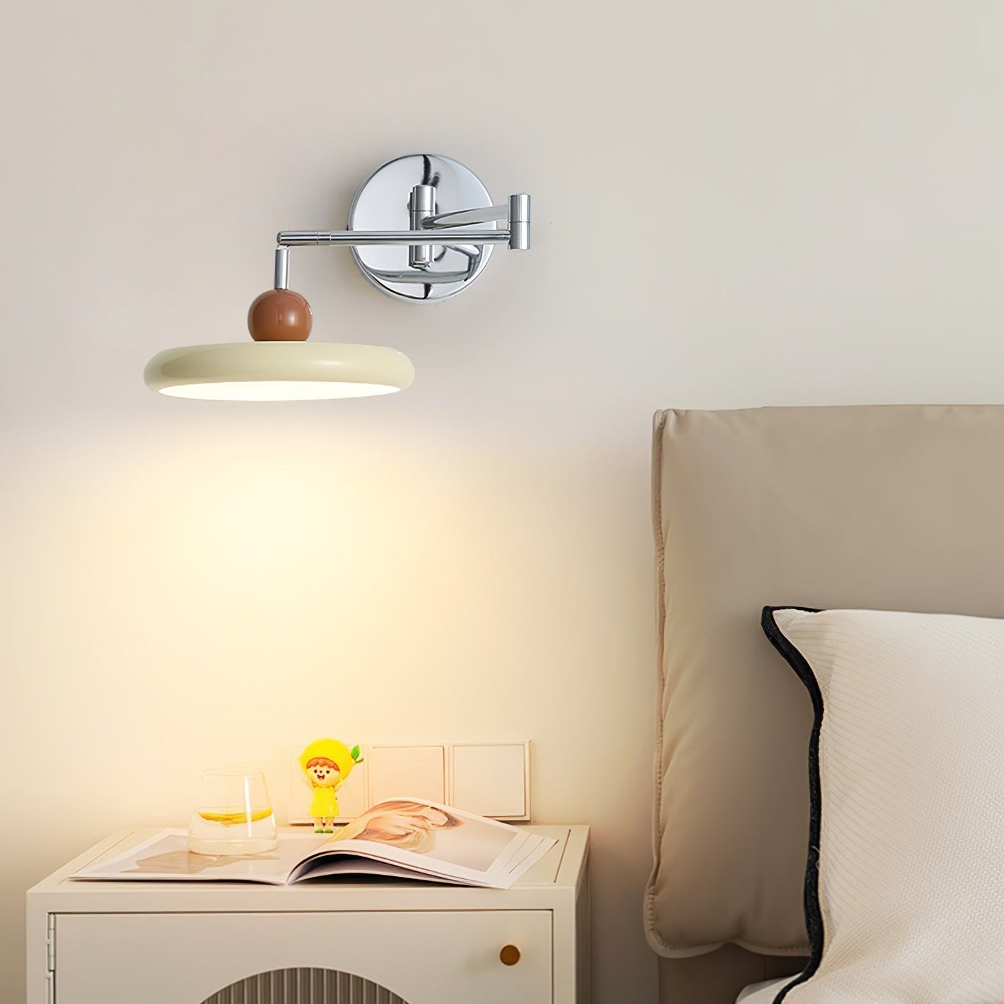 Laslon Adjustable Wall Lamp - Modern Design with Integrated LED for Versatile Home Lighting 0