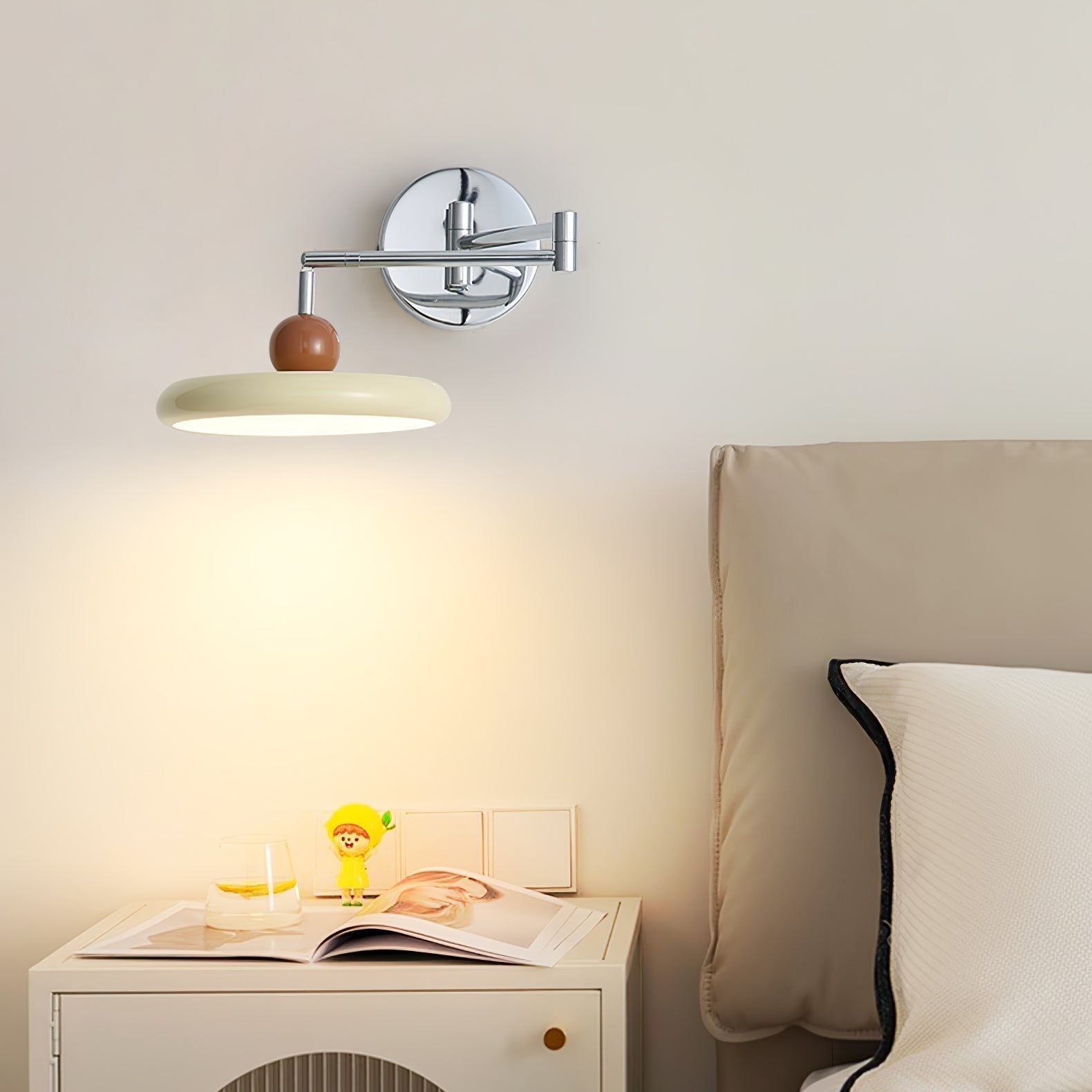 Laslon Adjustable Wall Lamp - Modern Design with Integrated LED for Versatile Home Lighting 0