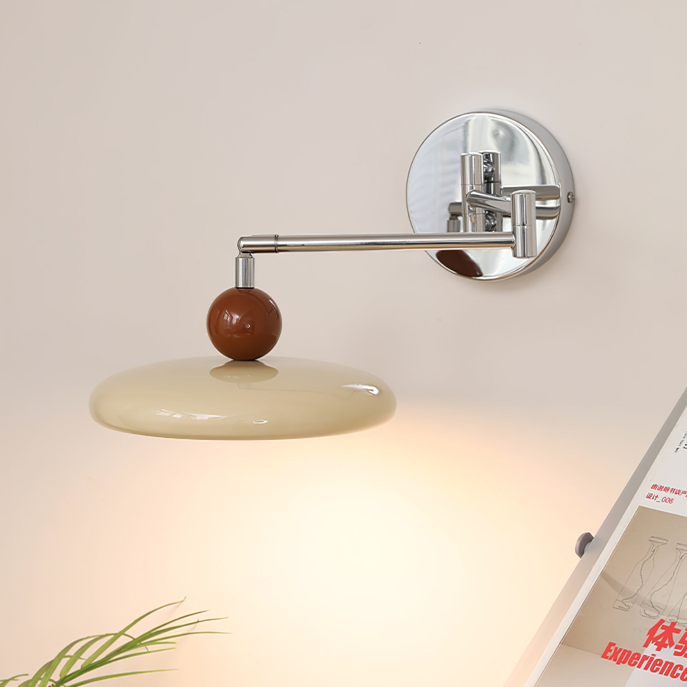 Laslon Adjustable Wall Lamp - Modern Design with Integrated LED for Versatile Home Lighting 2