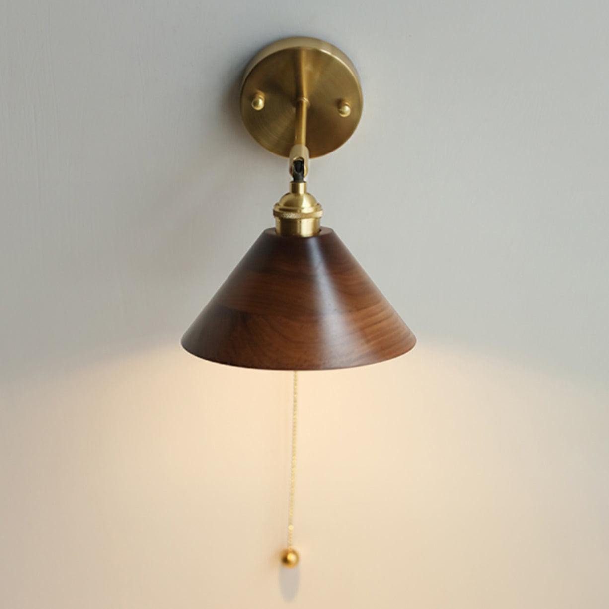 Lozon | Wall Lamp with Rotating Shade and Brass Design | Stylish Lighting for Modern Interiors