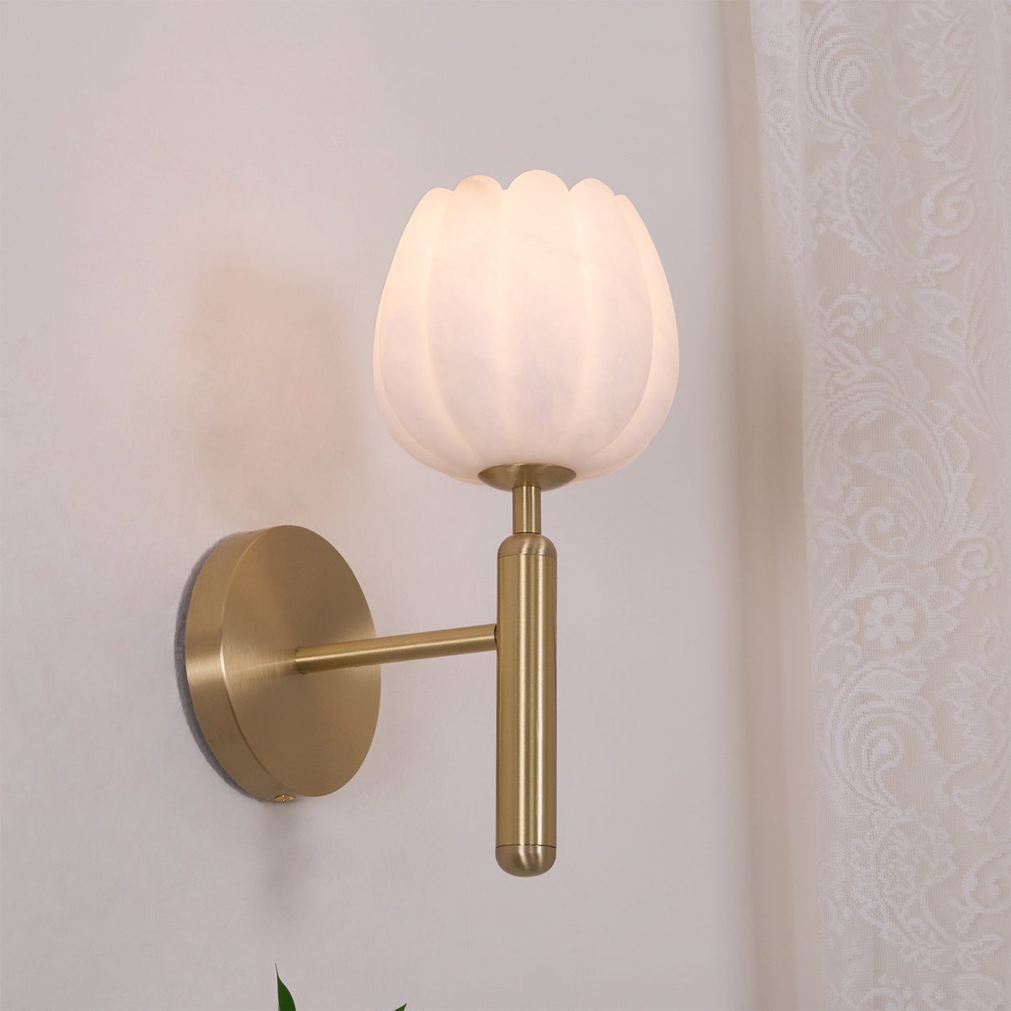 Lyi Flower Wall Sconce Lighting - Modern Brass & Alabaster Wall Lamp for Bedroom, Hallway & Living Room