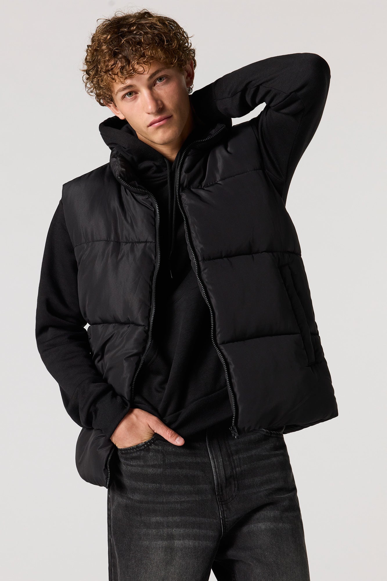 Men's Lightweight Puffer Vest for Ultimate Comfort and Warmth - Stylish & Versatile 4
