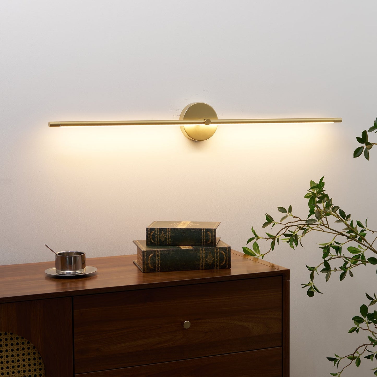Minimalist LED Wall Lamp - Modern Wall Sconce Light for Bathroom and Living Room, Adjustable Color Temperature, Metal Design