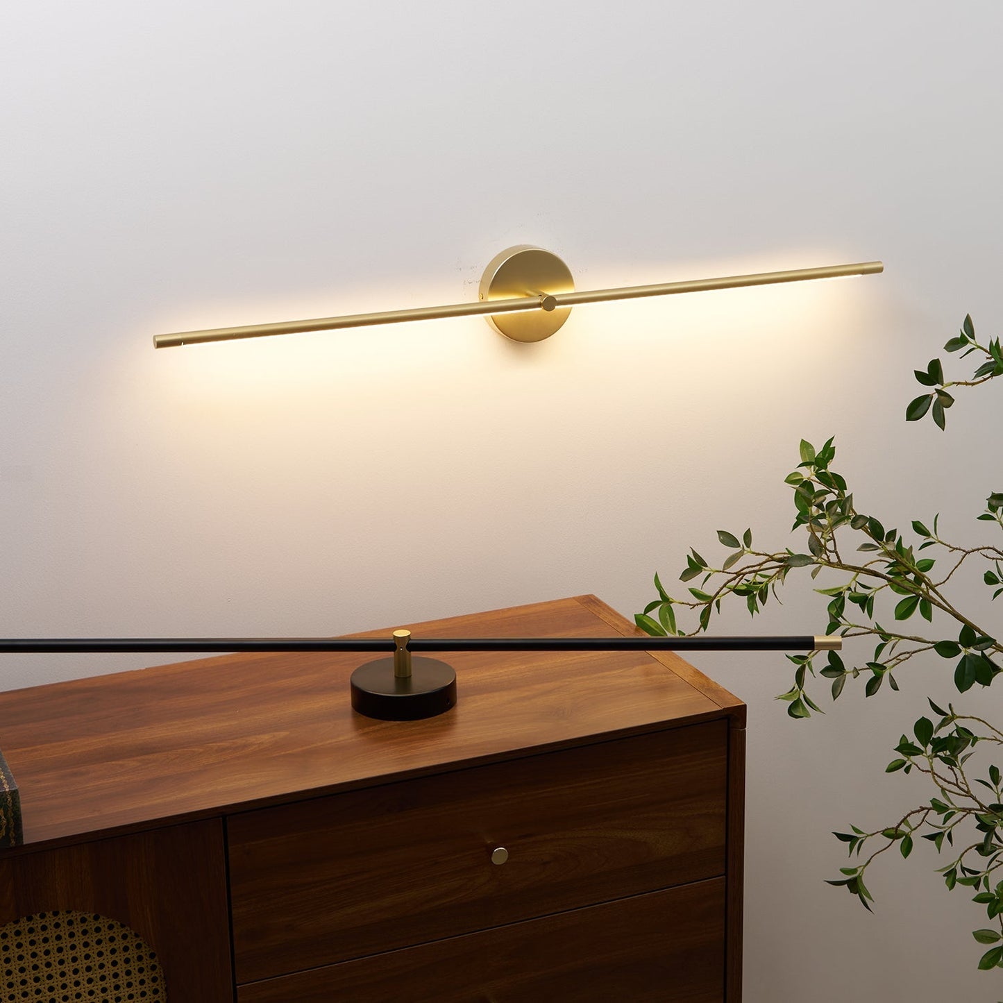 Minimalist LED Wall Lamp - Modern Wall Sconce Light for Bathroom and Living Room, Adjustable Color Temperature, Metal Design