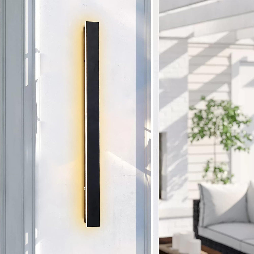 Minimalist Outdoor Wall Sconce Light with IP65 Rating - Elegant LED Wall Lamp for Indoor and Outdoor Spaces