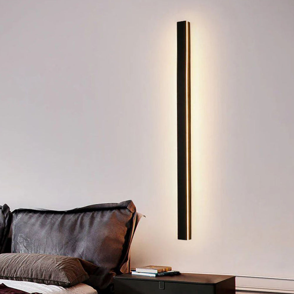 Minimalist Outdoor Wall Sconce Light with IP65 Rating - Elegant LED Wall Lamp for Indoor and Outdoor Spaces
