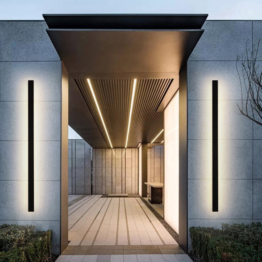 Minimalist Outdoor Wall Sconce Light with IP65 Rating - Elegant LED Wall Lamp for Indoor and Outdoor Spaces