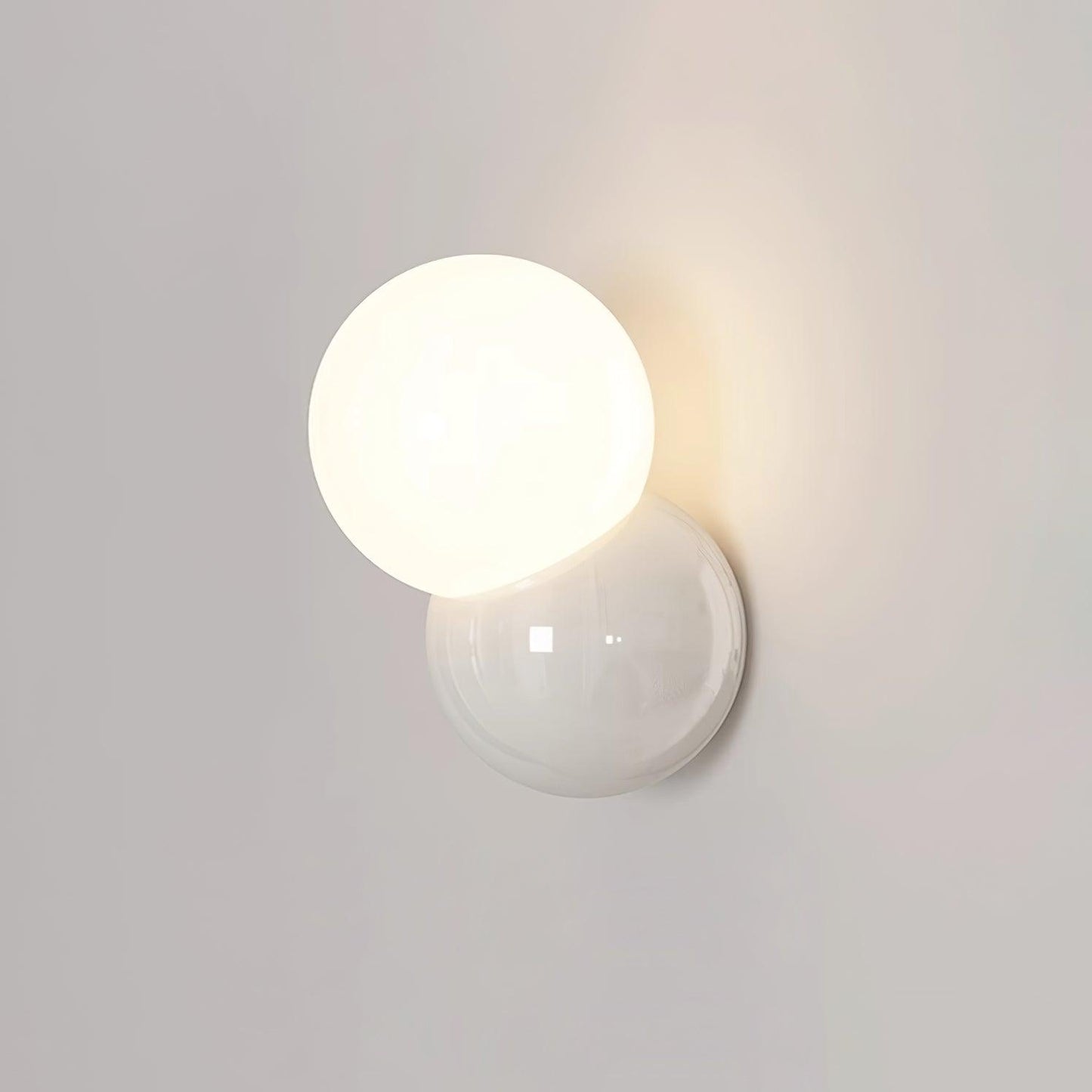 Modern Wall Sconce Lighting with Dimmable Feature - Stylish Wall Lamp for Home Decor, E26/E27 Compatible, Available in Multiple Colors