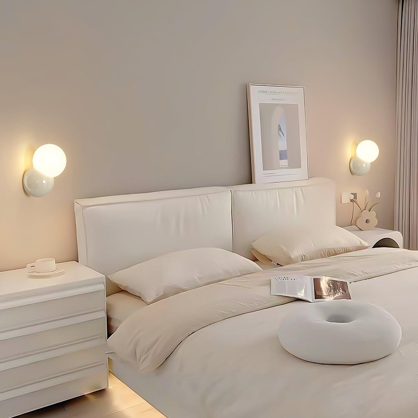 Modern Wall Sconce Lighting with Dimmable Feature - Stylish Wall Lamp for Home Decor, E26/E27 Compatible, Available in Multiple Colors