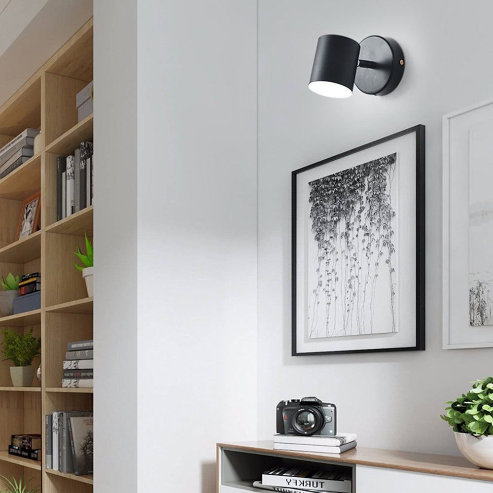 Modern Gold Wall Lamp - 7W LED Sconce Light for Stylish Interiors - Elegant Wall Sconce Lighting