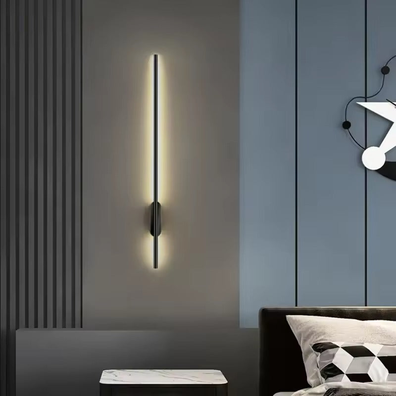 Modern Black Wall Sconce Lighting with LED, Minimalist Design for Stylish Interiors