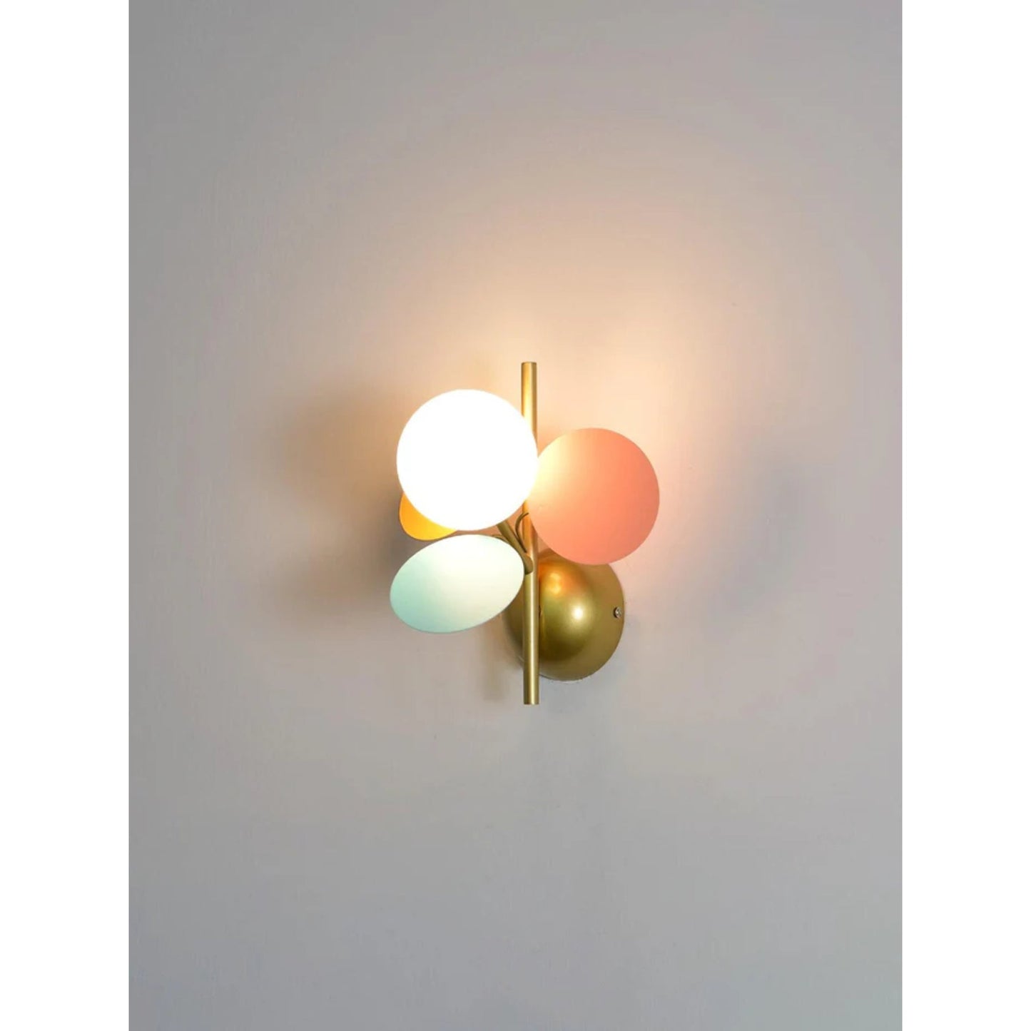 Modern Pastel Wall Sconce Lighting - Playful Rounded Wall Lamp for Cozy Home Décor