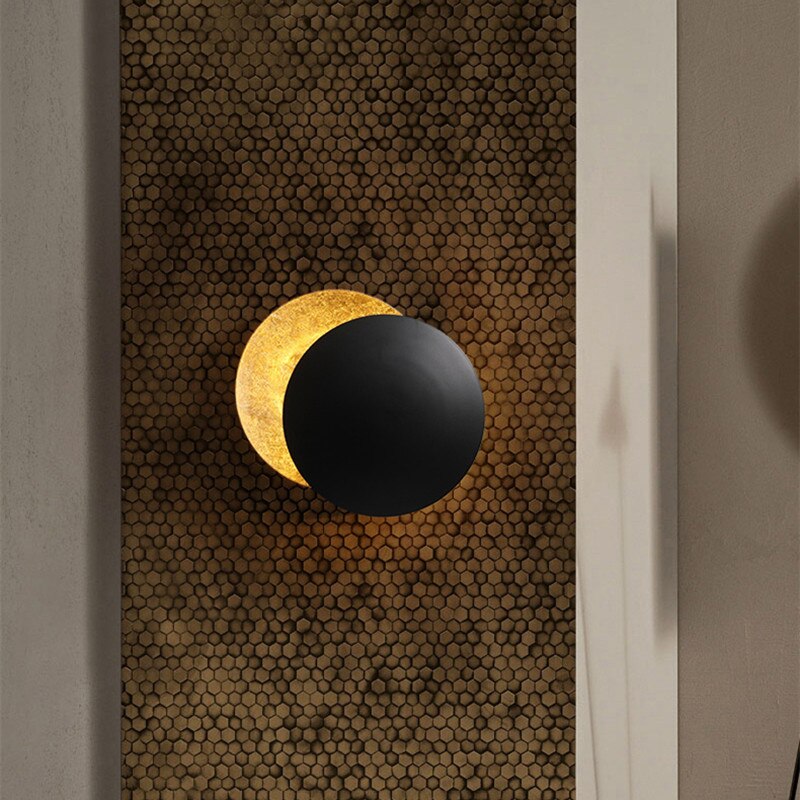 Modern Gold Wall Sconce Light with Rotating Design - Ideal for Cozy Home Lighting