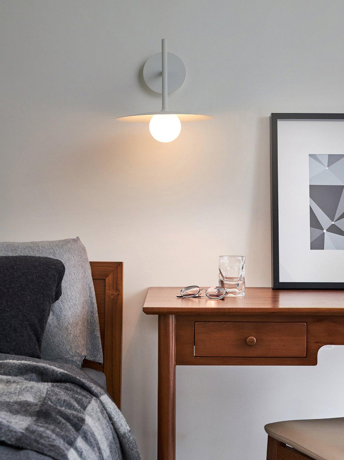Minimalist Wall Sconce Light - Modern Wall Lamp with Glass Globe for Elegant Interior Lighting