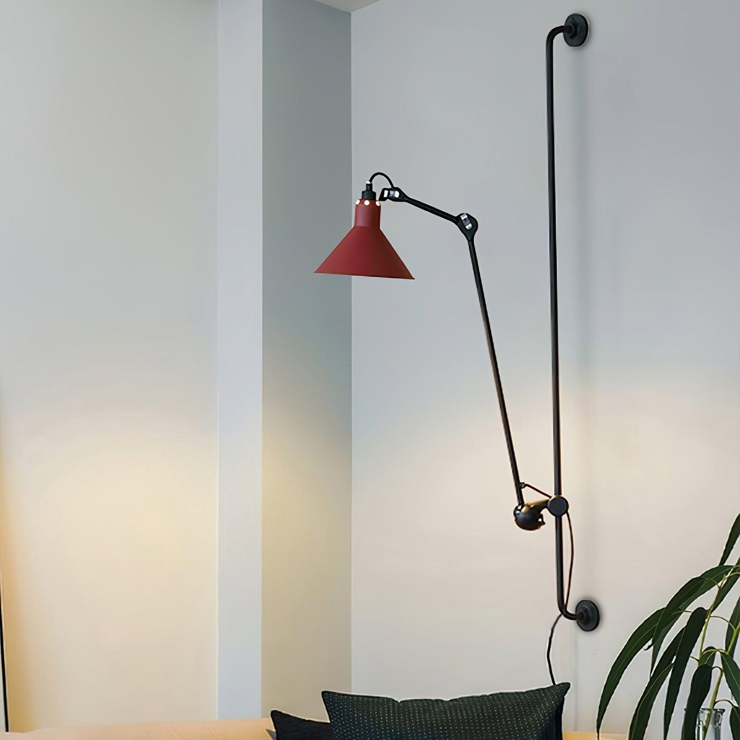 Wall Lamp with Adjustable Frame | Modern Metal Design for Stylish Lighting