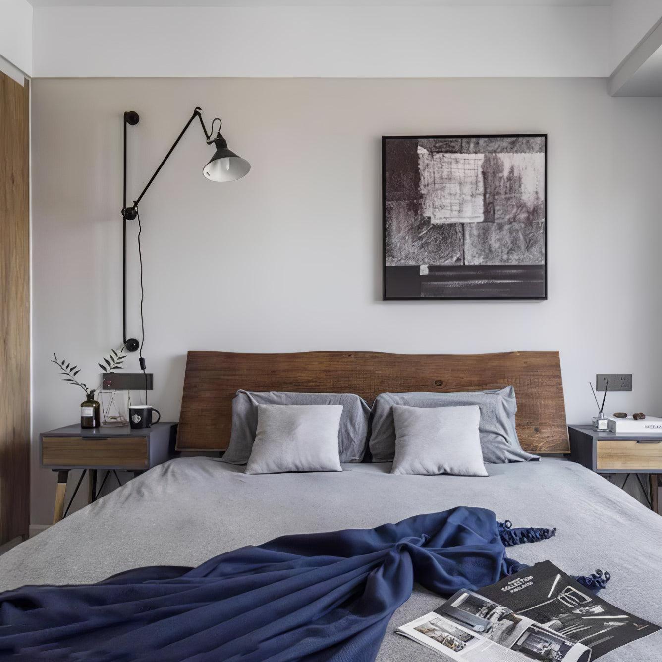 Wall Lamp with Adjustable Frame | Modern Metal Design for Stylish Lighting