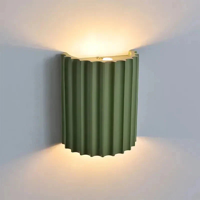 Modern Wall Sconce Lighting with Warm LED, Ribbed Design for Stylish Interiors - Ideal for Hallways and Bedrooms