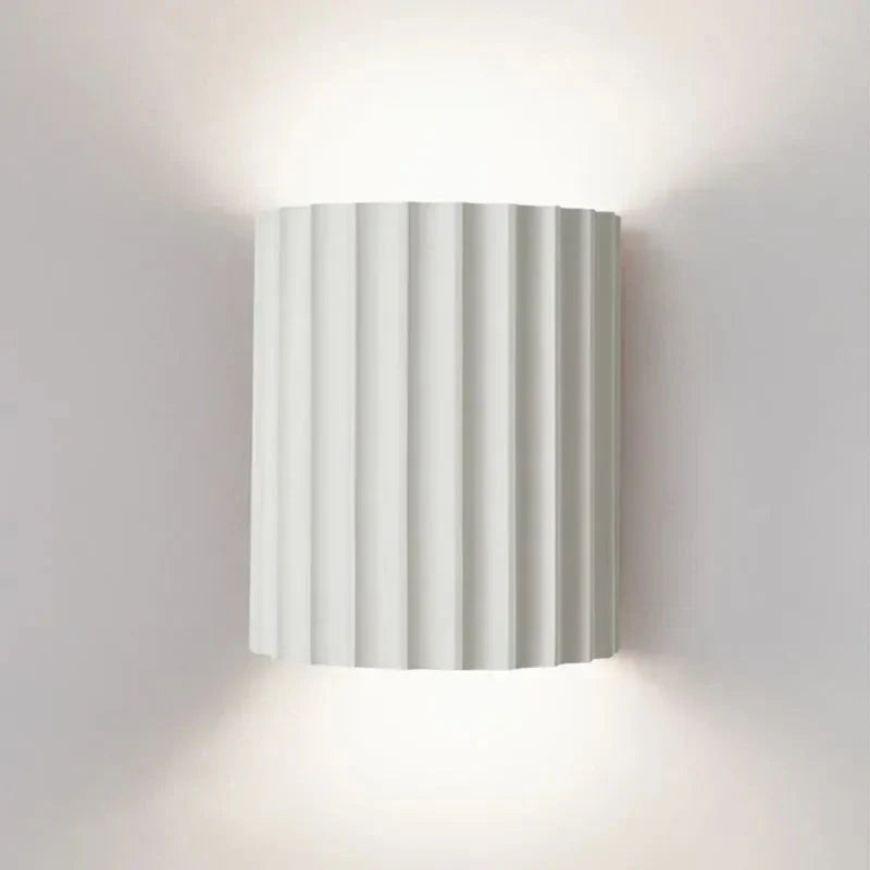 Modern Wall Sconce Lighting with Warm LED, Ribbed Design for Stylish Interiors - Ideal for Hallways and Bedrooms